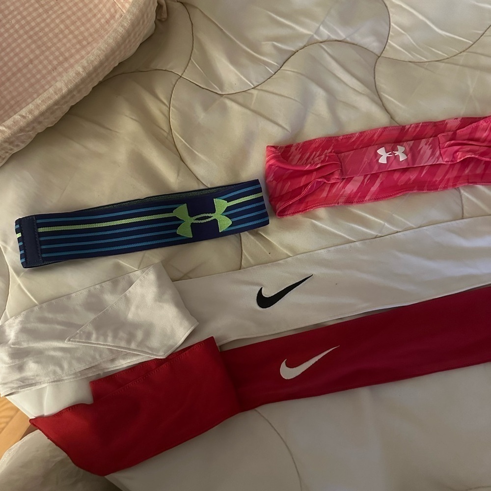 Headbands, 2 Nike 2 under armour